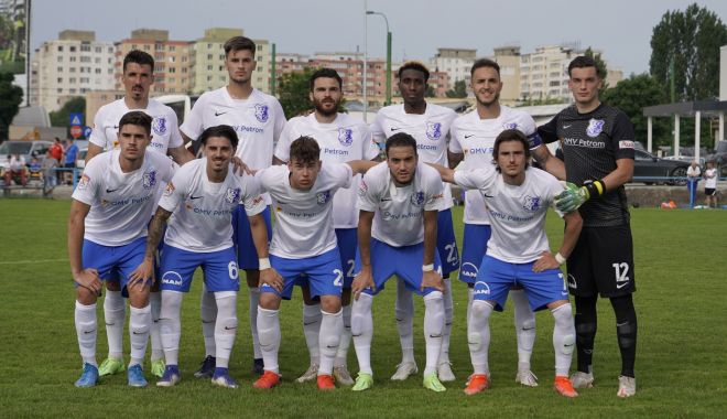 Fotbal / FC Farul, 2-0 în amicalul cu Corona Braşov. Hagi a rulat aproape tot lotul - 162447307753796-1624541880.jpg