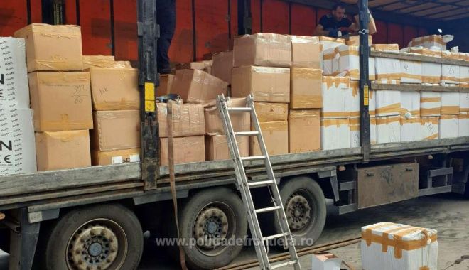 Parfumuri de 2 milioane de euro, aduse din Turcia, confiscate la frontieră - 16269300376313599s4-1626938750.jpg
