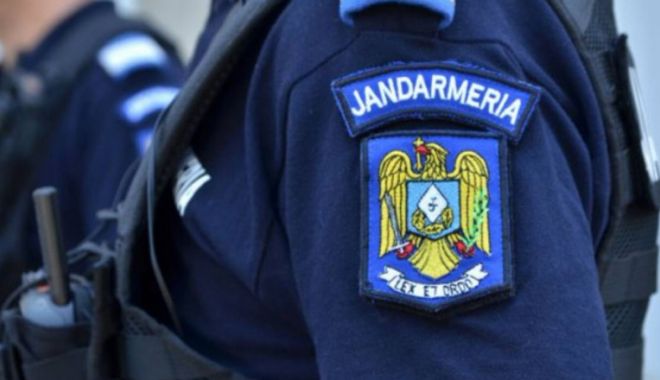 Materiale pirotehnice găsite la doi suporteri, înaintea meciului de fotbal dintre România şi Finlanda
