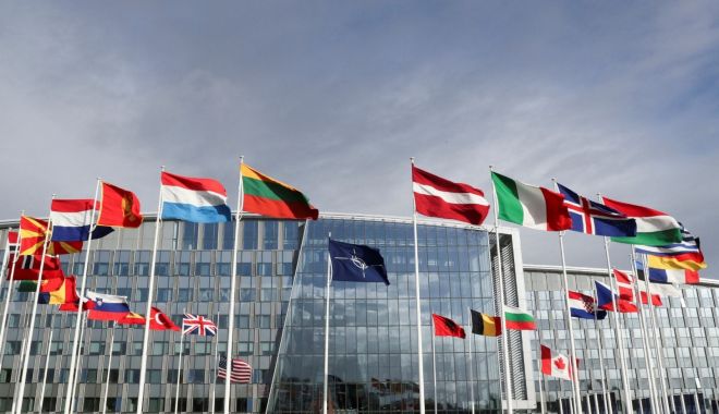 NATO: 14 state membre sau partenere, inclusiv România, vor achiziţiona în comun sisteme de apărare aeriană