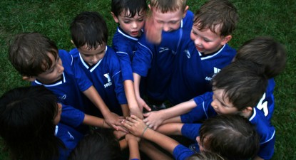Micii fotbaliști l-au imitat pe Messi la Cupa Unirii - 164a143cd0f576d99fd84ef694aa137b.jpg