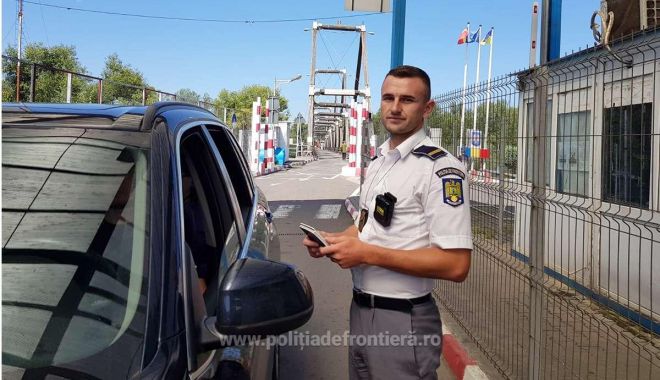 Polițiștii de frontieră nu au permis intrarea în țară a 21 de cetățeni - 166650861018630s4-1666510404.jpg