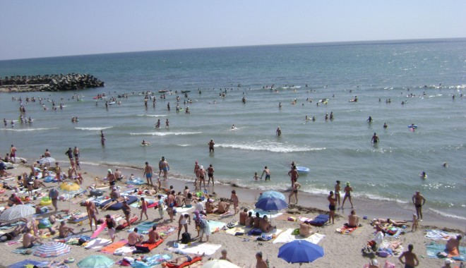 Investiții de 150 de milioane de euro pentru refacerea plajelor din Mamaia și Constanța - 16augustdadleroziunecostierartf-1313495369.jpg