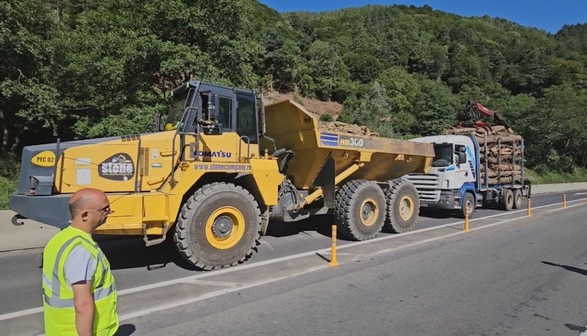 Traficul rutier pe Valea Oltului, redeschis cu două zile mai devreme - 1723024671valeaoltului-1723034808.jpg