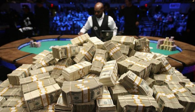 Poker: Cum se pot fura 440 de milioane de dolari cu doar câteva click-uri - 177129banipoker-1316618938.jpg