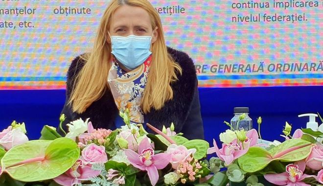 Nataţie / Camelia Potec, prezentă la Congresul FINA de la Doha - 17863572810157733301450876681182-1623072143.jpg