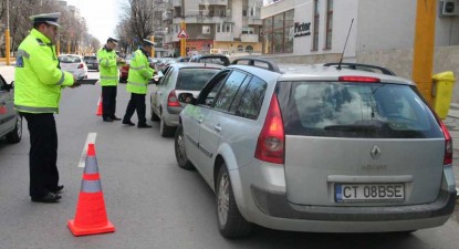 O sută de șoferi constănțeni, amendați într-o singură oră de polițiștii rutieri - 17acf7f58ccf6f6d76e427a4eac3b0c5.jpg