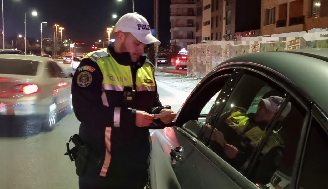 Șofer băut, depistat de polițiști în timpul unor controale din municipiul Constanța - 17cc5272e9cb4ec487c44f4b1a653691-1734957368.jpg