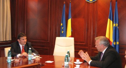Subprefectul Aidun Curt-Mola, gazda ambasadorului Africii de Sud - 17e505346d7f670dced5d85e72f32ab2.jpg