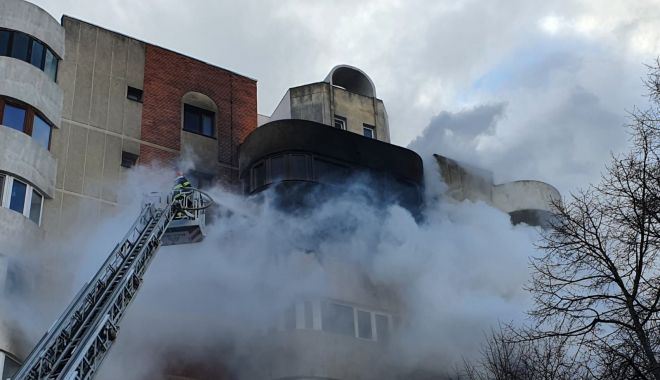 Autoscara de la sediul ISU Dobrogea din centrul Constanței, DEFECTĂ! - 17febrautoscaraarafat-1613560770.jpg