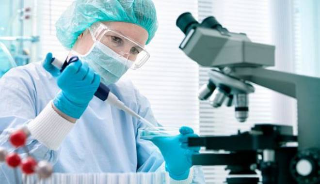 Testările genetice vor începe in 2015 cu cancerul ovarian - 17laboratorshutterstock465x390-1417700447.jpg