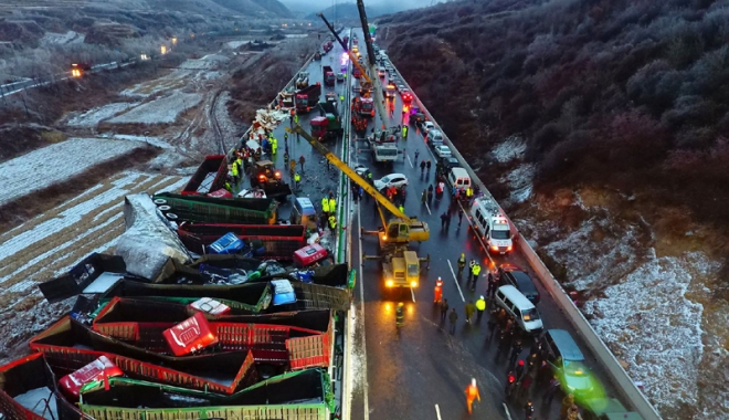 17 morți și 37 de răniți, în urma unei tragedii rutiere - 17morti-1479908747.jpg