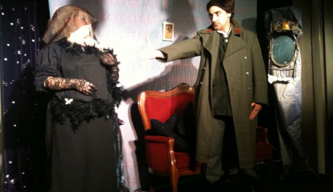 Comedia Ursul, în Cafe D’Art - 18193515078305831320410000144531-1321182424.jpg