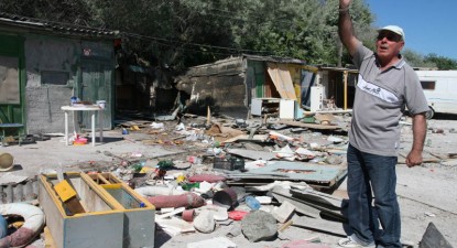 Pescarii constănțeni plâng printre ruinele colibelor - 18d30de5260b28e09faee73740f523d2.jpg