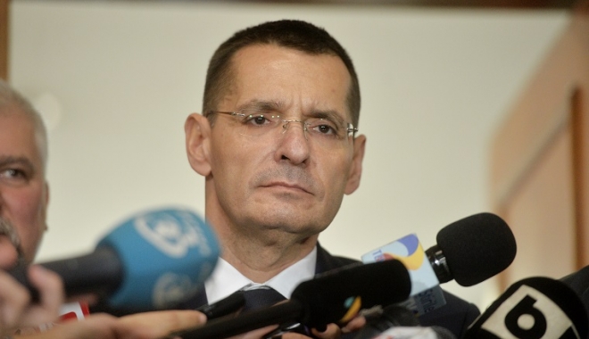 Ministrul de Interne,  chemat în fața judecătorilor - 191360articol-1461320161.jpg