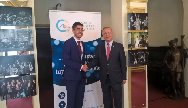 Ministrul Educației participă la Gala Asociației Elevilor de la Constanța - 19204649155237943479557517350499-1497531495.jpg