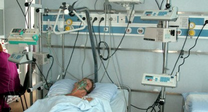 Operațiile pe cord deschis au fost amânate din lipsă de materiale sanitare banale - 192118901b05514d6706ffc9d1ca9e18.jpg