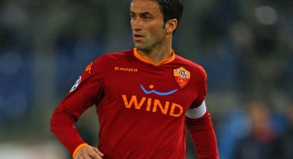 Christian Panucci agață ghetele în cui - 193c42b7e695626822617e7d565db95e.jpg