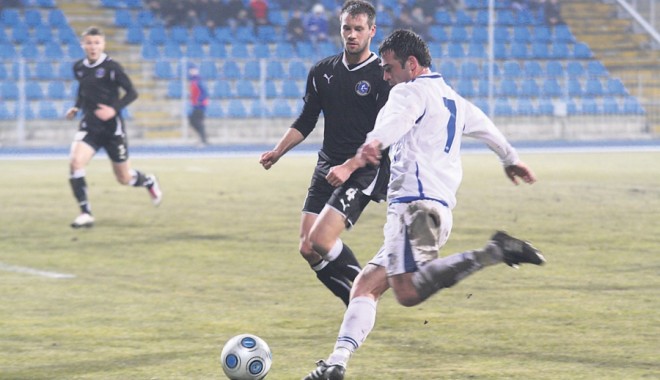 Liga a II-a /Partida FC Farul – Viitorul Constanța, încheiată la egalitate - 194418farul-1314384948.jpg