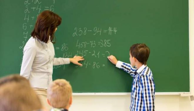 TRAȘI PE SFOARĂ DE PREMIER! DASCĂLII PRIMESC SALARIILE DUPĂ PAȘTE... - 194640articol-1522832501.jpg