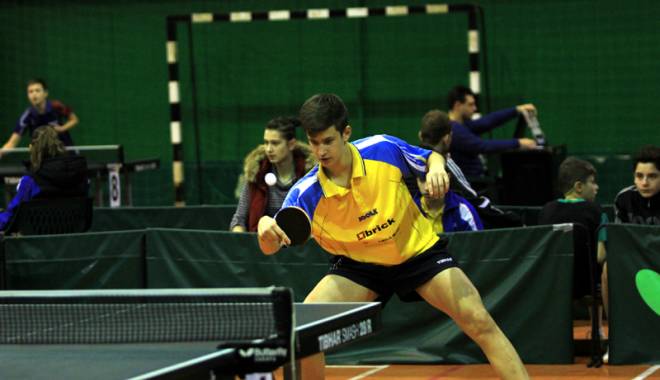 19 constănțeni se aliniază la startul CN de tenis de masă pentru seniori - 19constantenitenisdemasa-1425575440.jpg