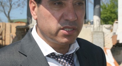 Gigi Chiru a luat la verificat digurile de apărare de la Dunăre - 19fcda327fa2dc952170ec46d34fc96b.jpg