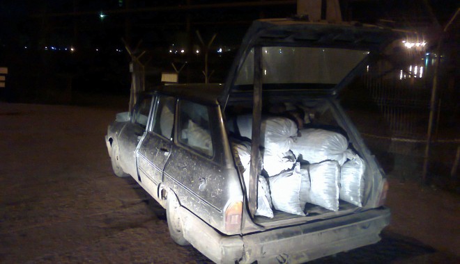 Furt de cărbune în Portul Constanța - 19ianuariefurtcarbune-1326970413.jpg