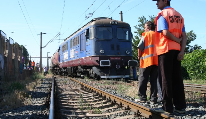 Furt în triajul Palas. Suspecții au fost reținuți - 19septembriefurtvagon-1411124603.jpg