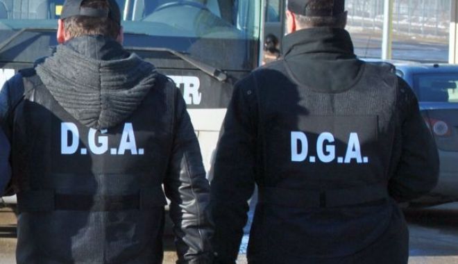Anunțul oficial făcut de DGA, după ce un medic cu venituri de 9.000 de euro a fost săltat pentru șpăgi - 1aa1-1654078307.jpg