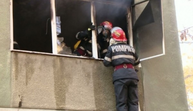 INCENDIU DEVASTATOR / A ARS UN APARTAMENT, DIN CONSTANȚA - 1apartamentinflacariinprimaverii-1499235973.jpg