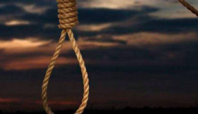 SINUCIDERE / S-a spânzurat când soția a intentat divorț - 1apriliespanzuratagigea-1427896102.jpg