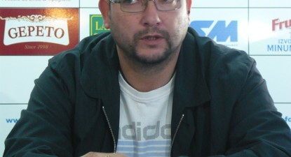 Farul va demara campania de curățire a lotului - 1ba44f862155cb3a16549817de6efb35.jpg