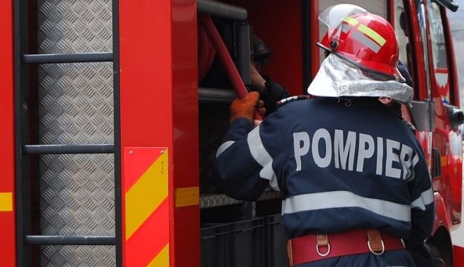 INCENDIU în bucătăria unui hotel din Constanța. O persoană intoxicată cu fum! - 1decincendiuhotel-1575193205.jpg