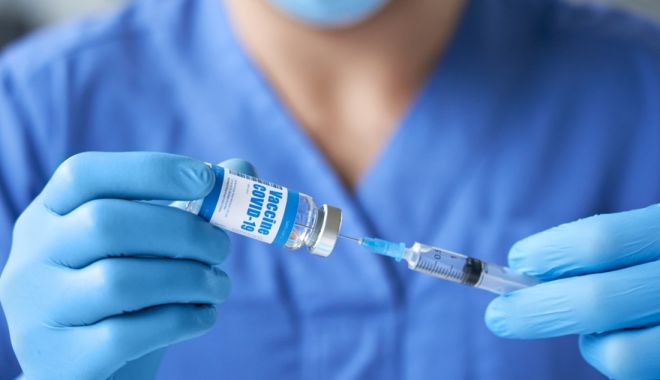 Răsturnare de situație. Persoanele vaccinate fictiv au ajuns acum să fure seruri pentru a se imuniza cu adevărat - 1f15d71ceb454c03a3f65d14a5f63c09-1641377846.jpg