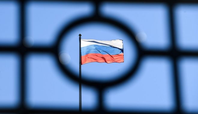 Încă o moarte suspectă în Rusia. Director de top, găsit împușcat în propriul balcon!