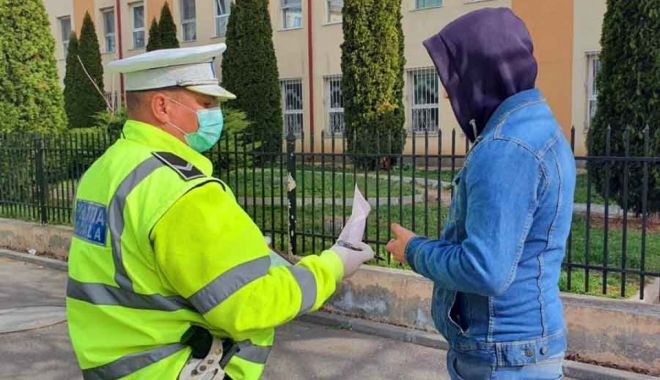 Sancțiuni de peste 250.000 lei în urma misiunilor de verificare a respectării măsurilor de protecție sanitară - 1politistiinupotdaamenzilegalcel-1596627294.jpg