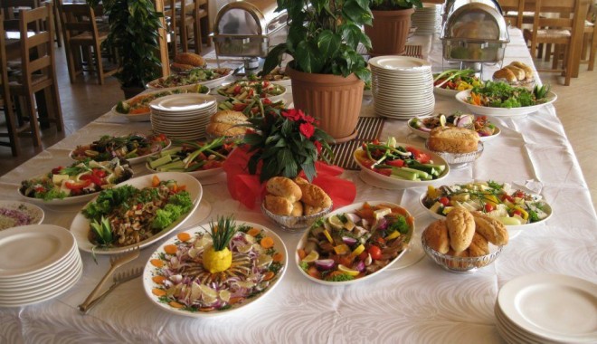 CÂȘTIGATORII concursului Restaurant Cherhana Histria! - 2-1362668515.jpg