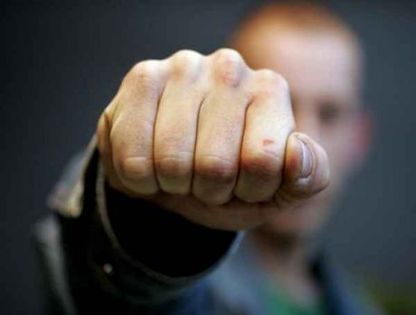 Omorât în bătaie pentru că mergea beat pe drum - 2-1577631324.jpg