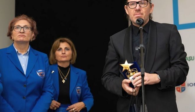 Sport şi artă / Maestrul Nicolae Voiculeţ, premiat în cadrul Galei Canotajului Românesc 2022 - 2-1669633205.jpg