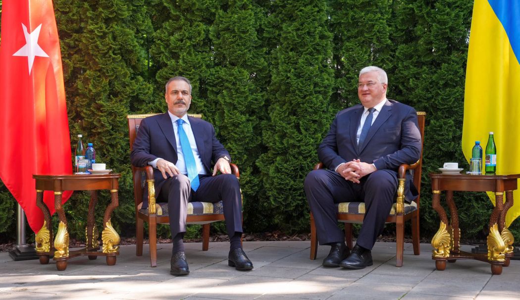 Turcia s-a oferit să găzduiască o reuniune Putin - Zelenski - Trump - 2-1748763679.jpg