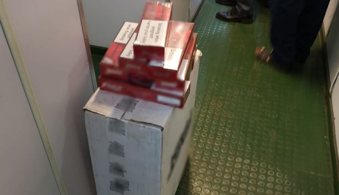 Țigări descoperite la bordul unei nave sosite în Portul Constanța Sud Agigea - 200501-1558350142.jpg