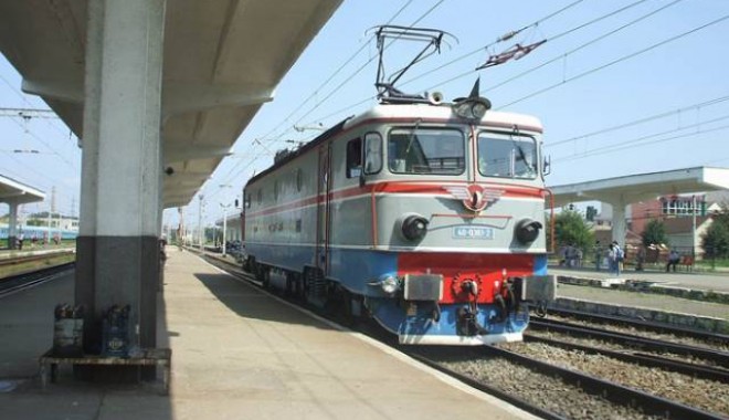 Trenurile au întârzieri, din cauza caniculei - 2009060920rozatren-1345542542.jpg