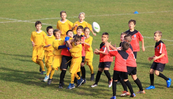 200 de copii angrenați în  Cupa Primăverii la mini-rugby - 200decopii-1463764337.jpg