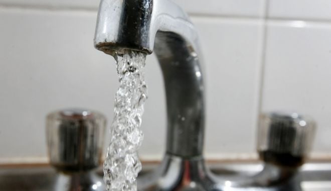 Apa unui întreg oraș e contaminată cu bacterii. A fost emisă avertizare Ro-Alert! - 2011022082248267rsz-1628938303.jpg