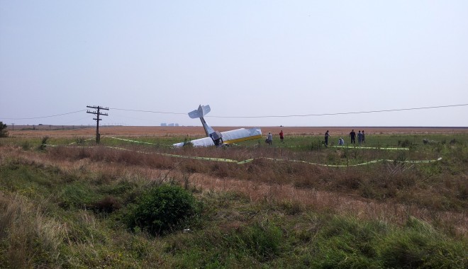 Poliția Constanța a deschis o anchetă privind avionul prăbușit | GALERIE FOTO - 20120708153511-1341752266.jpg