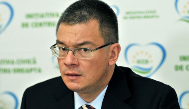 Ce spune Ungureanu despre candidatura unei femei la președinția României - 20120924mihairazvanungureanu3rsz-1372063196.jpg