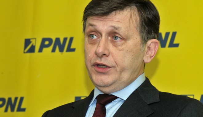 PNL fuzionează prin absorbție cu Partidul Popular - 20130306crinantonescu9rsz1393431-1400253989.jpg