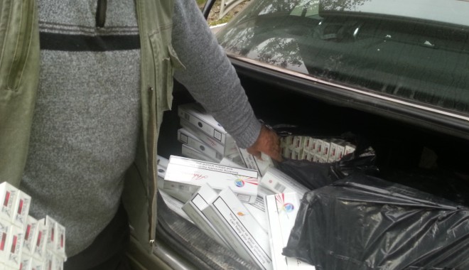 25.000 de țigarete de contrabandă, confiscate în Constanța - 20131009171646-1381392590.jpg