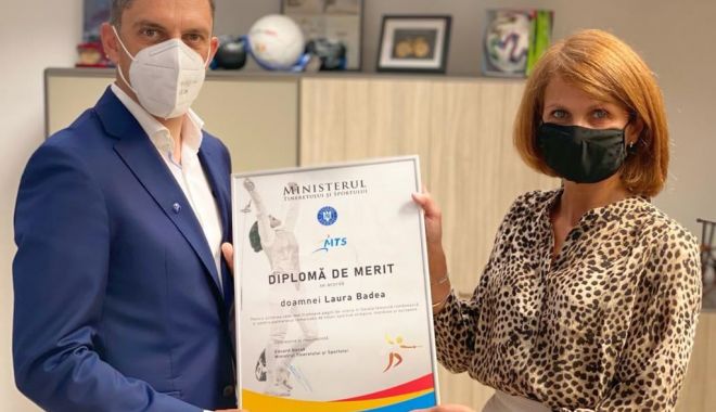 MTS / Diplomă de Merit pentru fosta campioană olimpică la scrimă Laura Badea - 20137943925205130514267791931575-1624177014.jpg