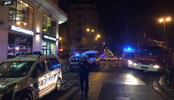 VIDEO. IMAGINI surprinse la scurt timp după atentatele de la Paris - 20151113phowww01024-1447457727.jpg